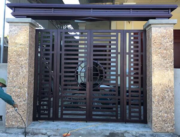 Mẫu cửa sắt đẹp Công Ty TNHH MTV UPVC An Ngọc - An Ngọc Window cửa sắt cổng 4 cánh